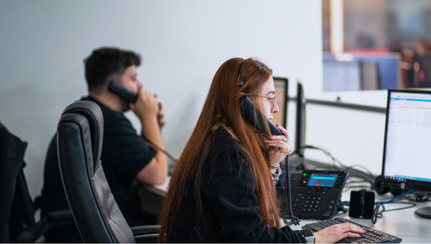 Our claims team taking calls from drivers